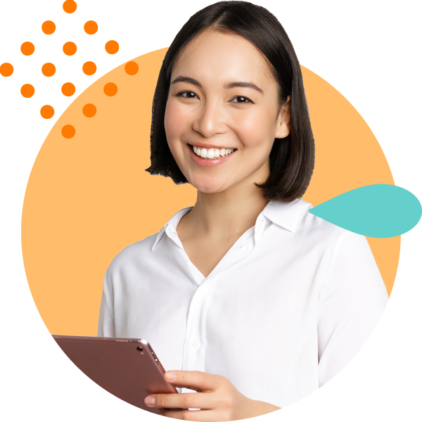 태블릿을 들고 미소 짓는 여성의 모습과 함께 미디어비 상담 신청과 데모 신청을 안내하는 배너 이미지